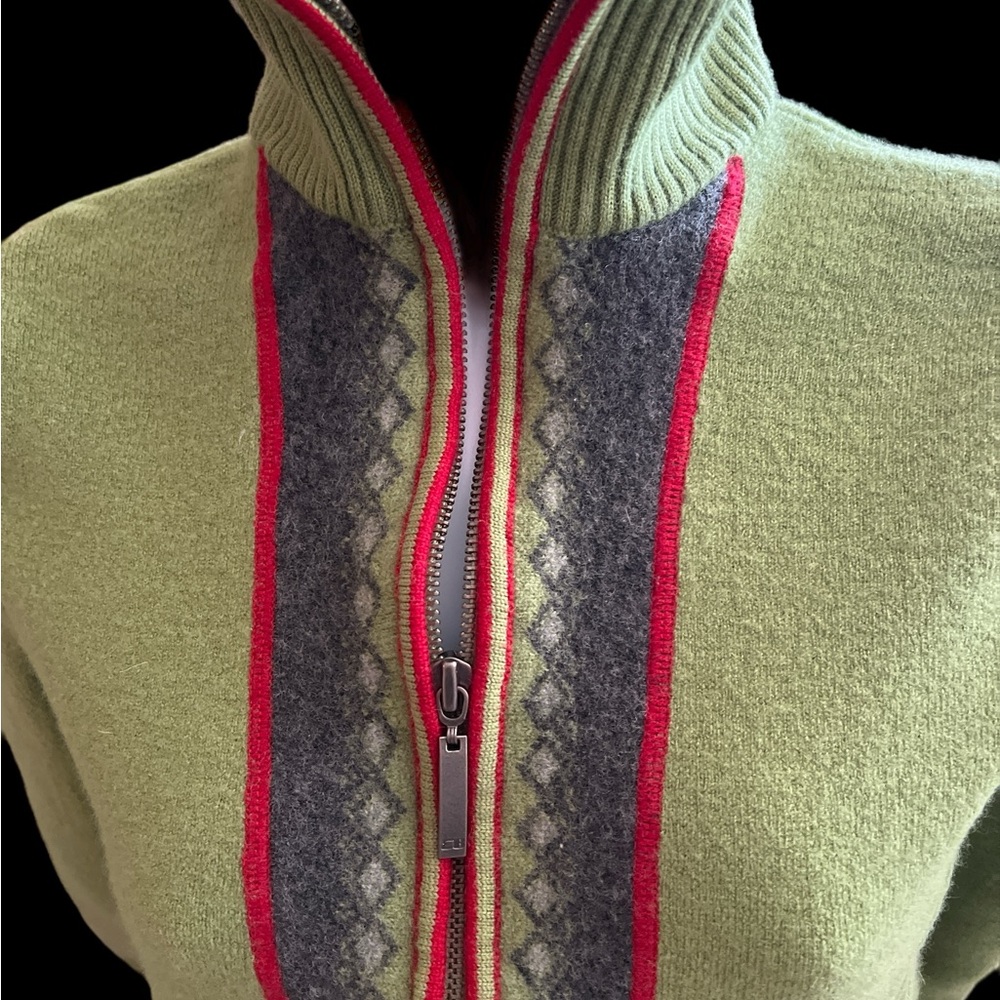 Eddie Bauer (Med) Women’s Wool-Blend Swiss style Zip-Up Sweater - Picture 3 of 5